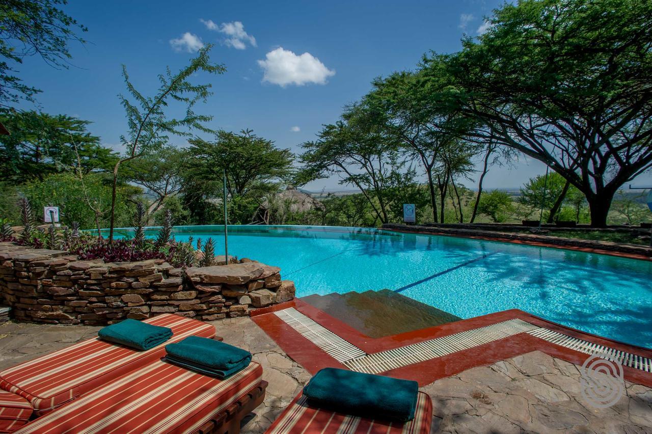 Serengeti Serena Safari Lodge Exterior photo