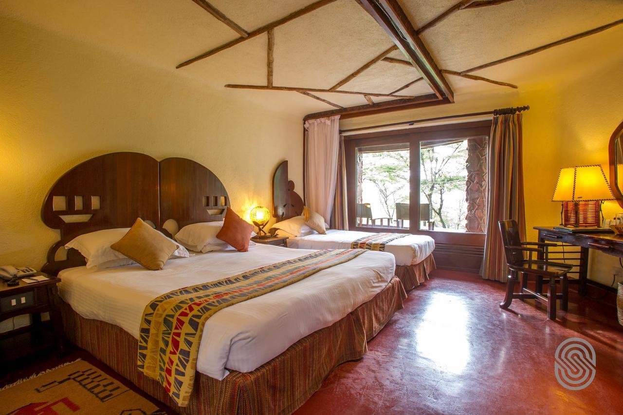 Serengeti Serena Safari Lodge Exterior photo